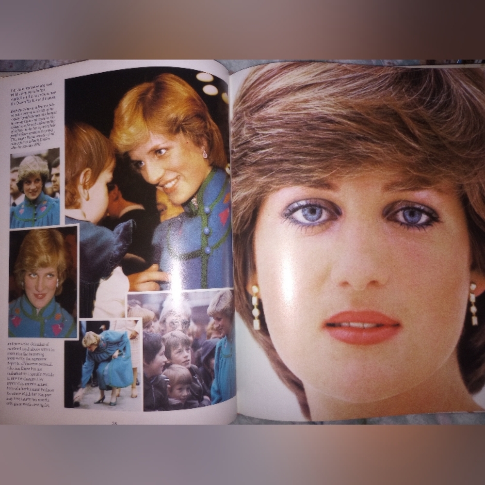 Vintage 1982 First English Edition Diana, Princess Of Wales Photo Book EUC - Picture 4 of 8